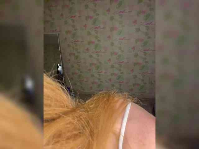 ElinaPantsoff webcam