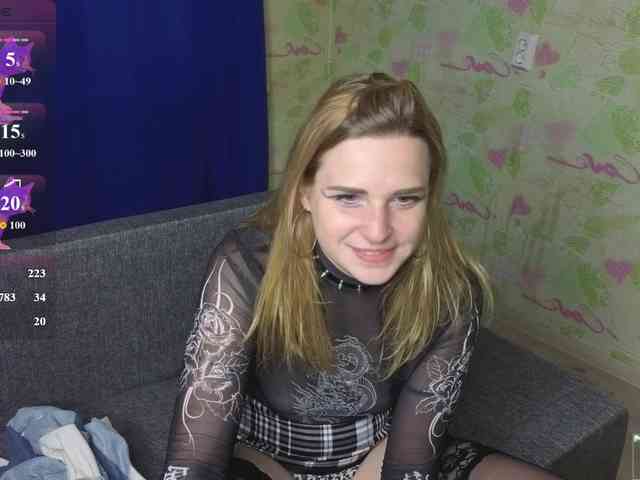 ElinaPantsoff webcam
