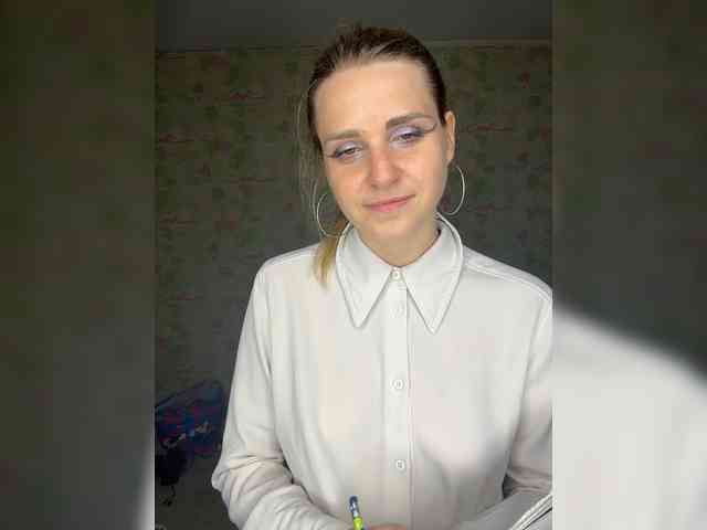 ElinaPantsoff webcam