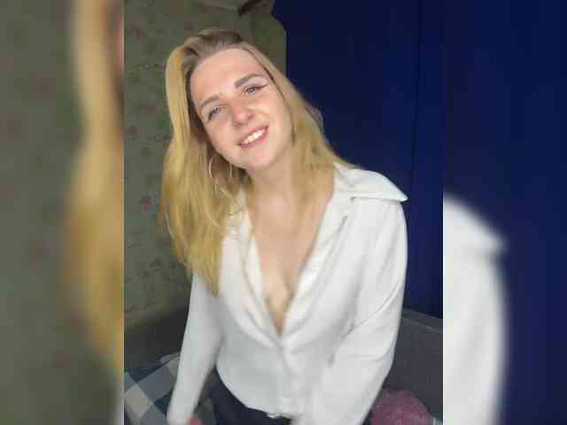 ElinaPantsoff webcam