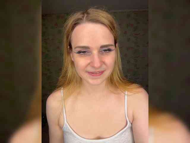 ElinaPantsoff webcam