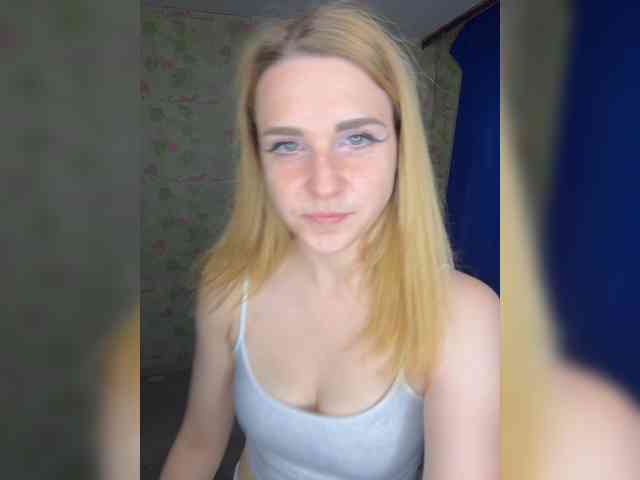 ElinaPantsoff webcam