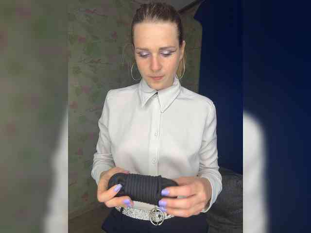ElinaPantsoff webcam