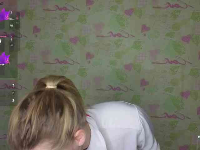 ElinaPantsoff webcam