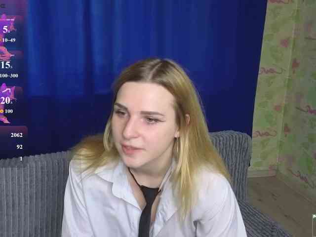 ElinaPantsoff webcam