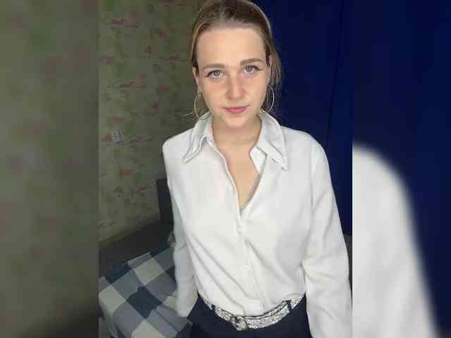 ElinaPantsoff webcam