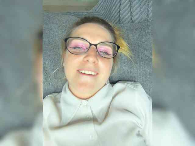 ElinaPantsoff webcam