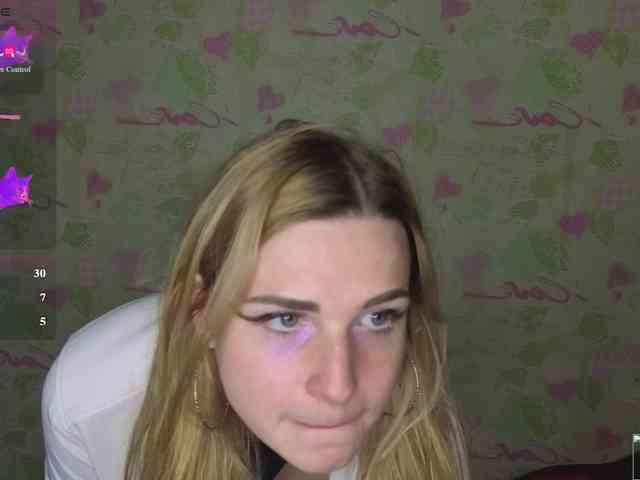 ElinaPantsoff Live Webcam on BongaCams