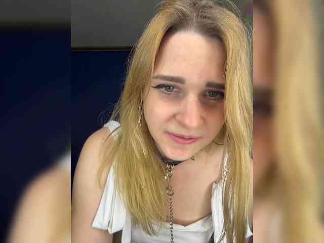 ElinaPantsoff webcam
