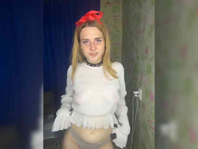 ElinaPantsoff webcam