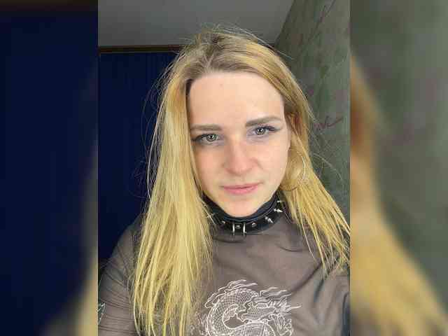 ElinaPantsoff webcam