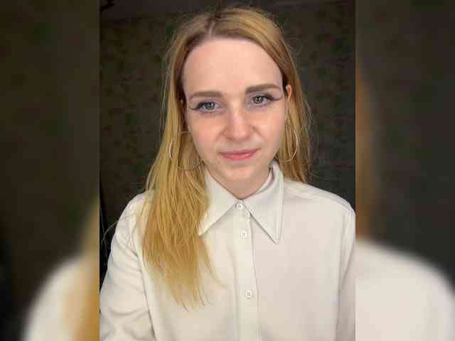 ElinaPantsoff webcam