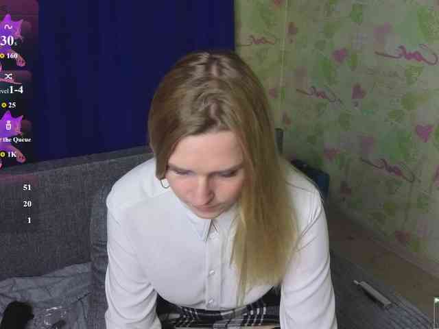 ElinaPantsoff webcam