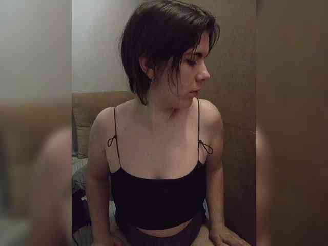 Bu model şu anda canlı. shurshuraY