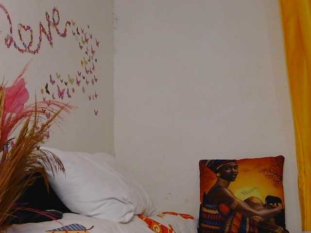 SaucyAngels live cam on BongaCams