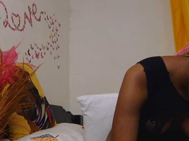 SaucyAngels live cam on BongaCams