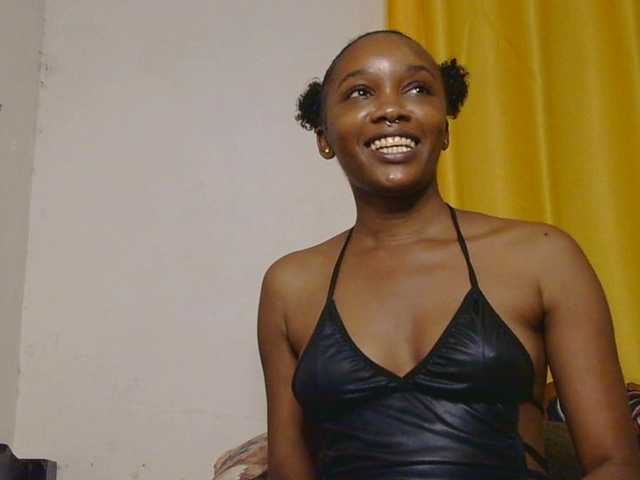 SaucyAngels live cam on BongaCams