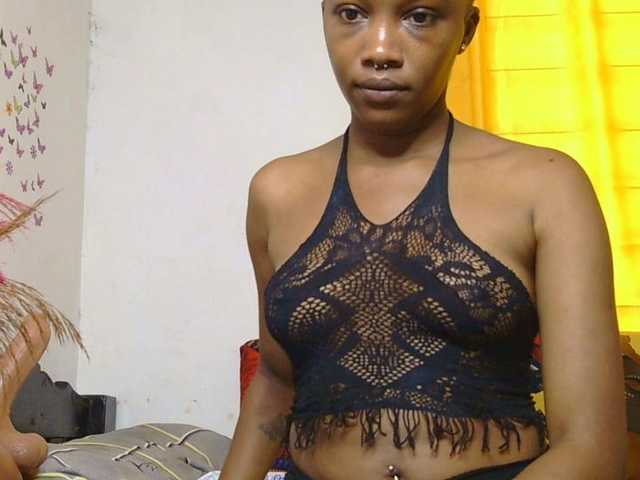 SaucyAngels live cam on BongaCams