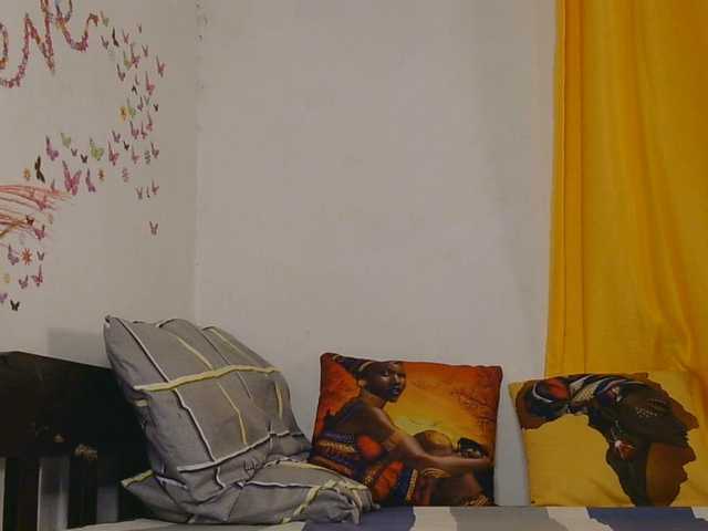 SaucyAngels live cam on BongaCams