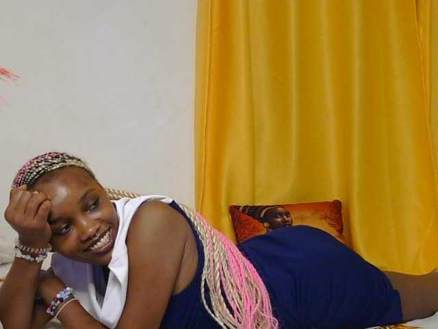 SaucyAngels Live Cam on BongaCams