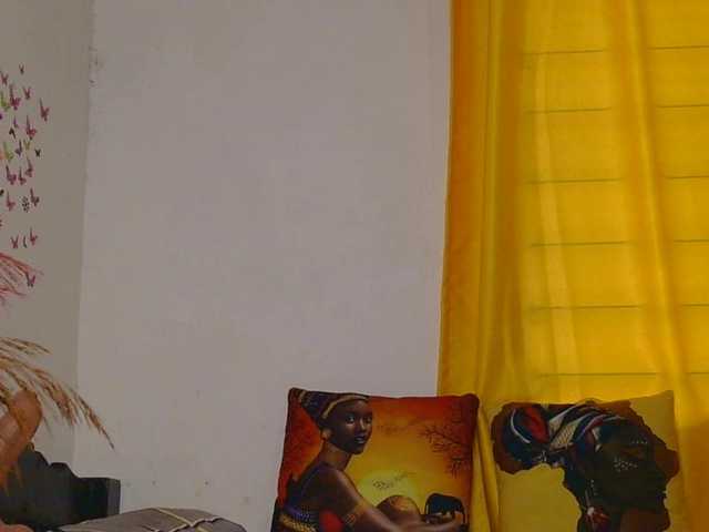 SaucyAngels live cam on BongaCams