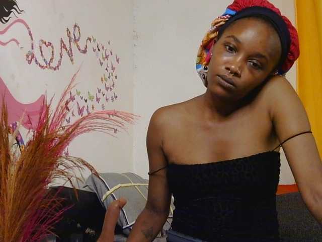 SaucyAngels live cam on BongaCams