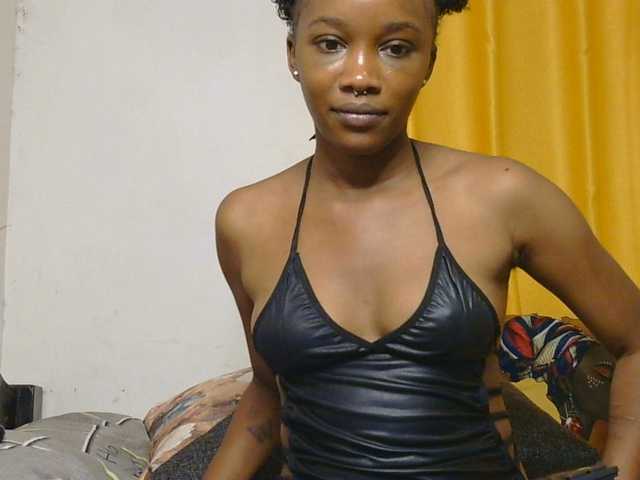 SaucyAngels live cam on BongaCams