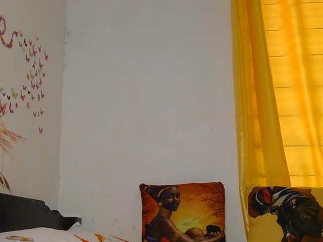 SaucyAngels live cam on BongaCams