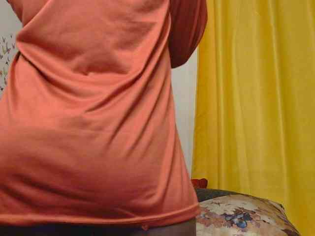 SaucyAngels webcam