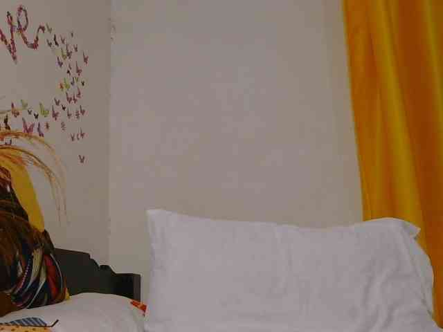SaucyAngels webcam
