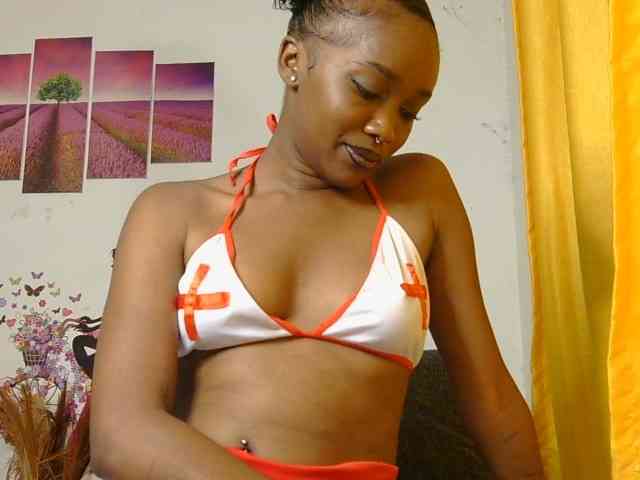 SaucyAngels webcam