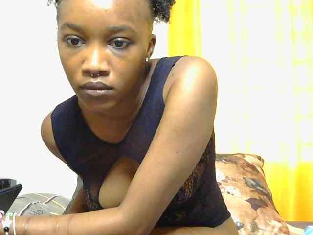 SaucyAngels webcam