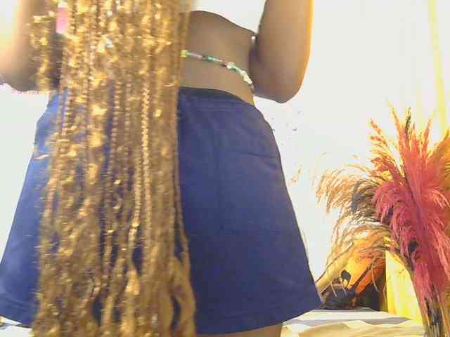 SaucyAngels webcam