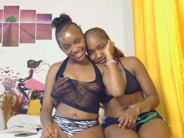 SaucyAngels webcam