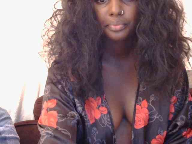 mystiquearia webcam