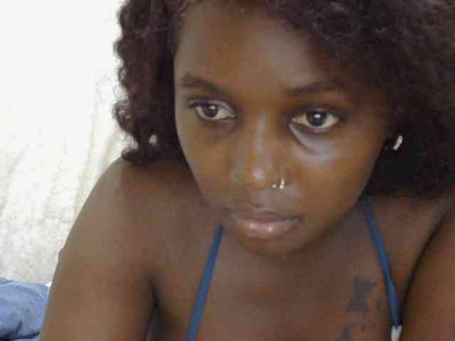 mystiquearia webcam