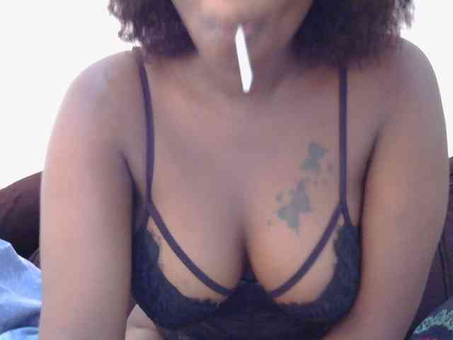 mystiquearia webcam