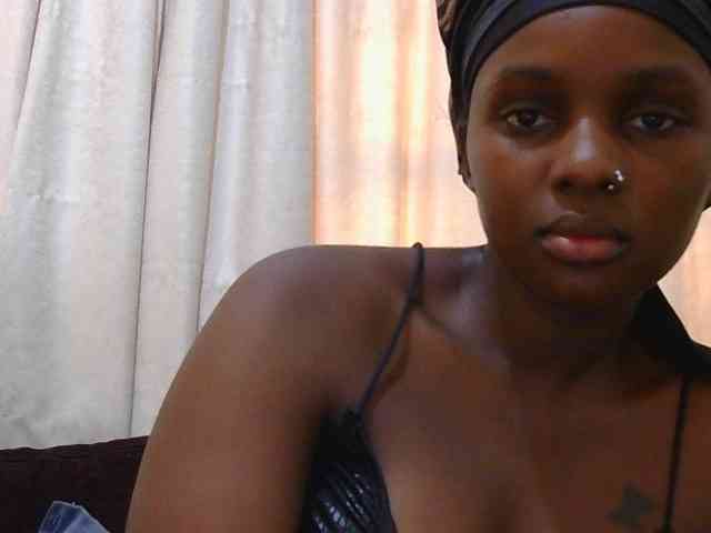 mystiquearia webcam