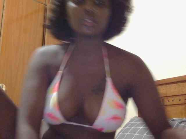 mystiquearia webcam