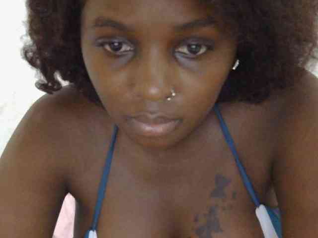 mystiquearia webcam