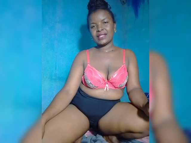 Anisexy live cam on BongaCams