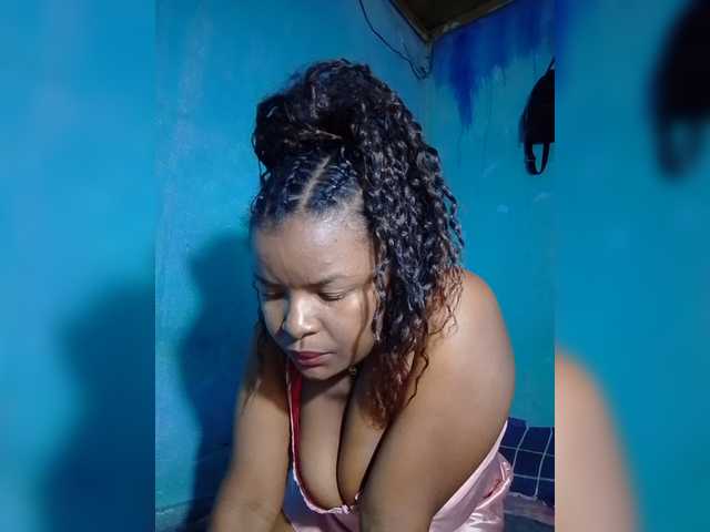 Anisexy live cam on BongaCams