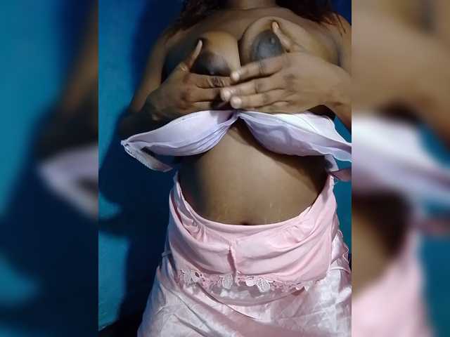 Anisexy live cam on BongaCams