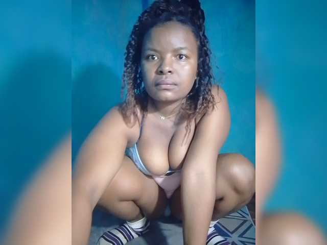Anisexy live cam on BongaCams