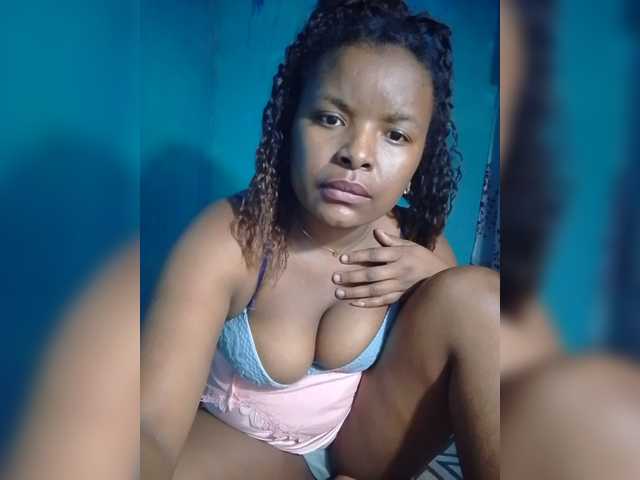 Anisexy live cam on BongaCams