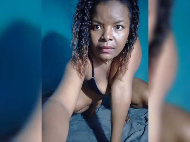 Anisexy live cam on BongaCams
