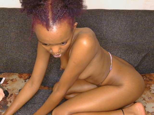 FlirtyAngels live cam on BongaCams