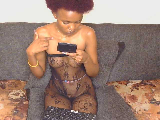 FlirtyAngels live cam on BongaCams