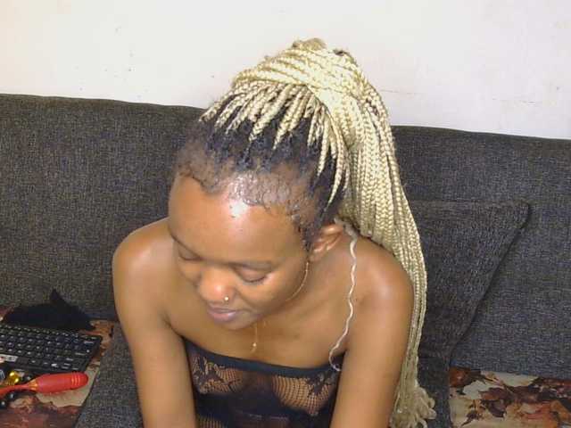 FlirtyAngels live cam on BongaCams
