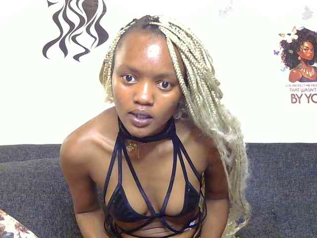 FlirtyAngels webcam